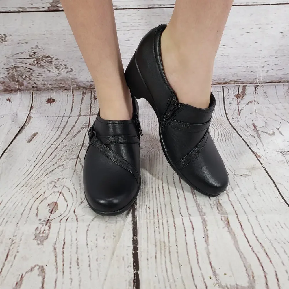 Clarks Ginette Arc Women's Black Leather Heeled Shoes Size 8.5M